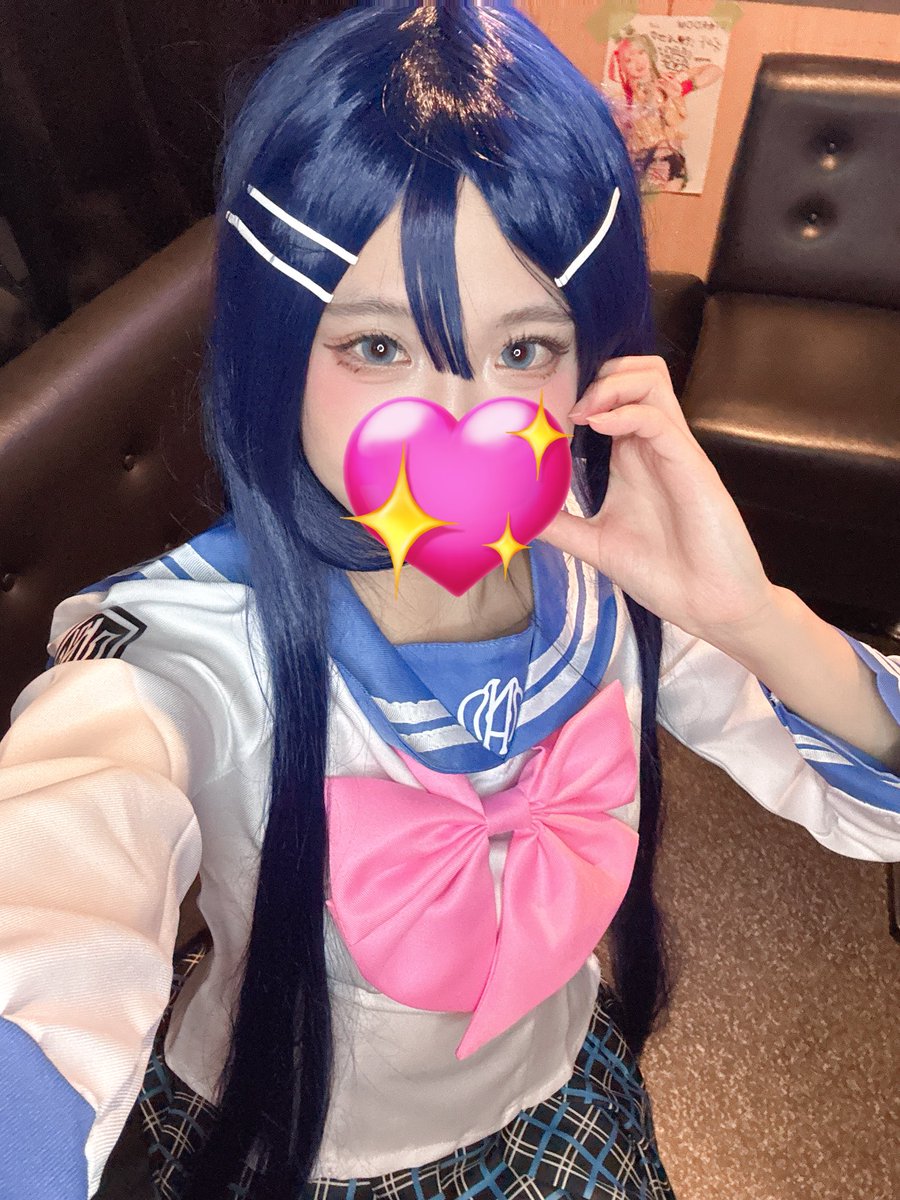 ろぐあうと！
今日はとってもバタバタで楽しい一日でした！！嬉恥ずかしが沢山あって汗かきすぎて途中でメイク落ちてました😂

あと1週間後卒業とか考えられない‥
📷も🍷も🍷🌙も🥂も🎤もありがとう❣️

明日もめありちゃんと23-5でいるよ！
残り少ないから会いに来てね！
待ってる！！！