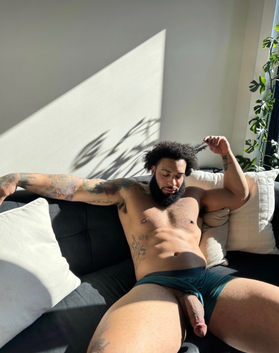 jstrokums tweet media