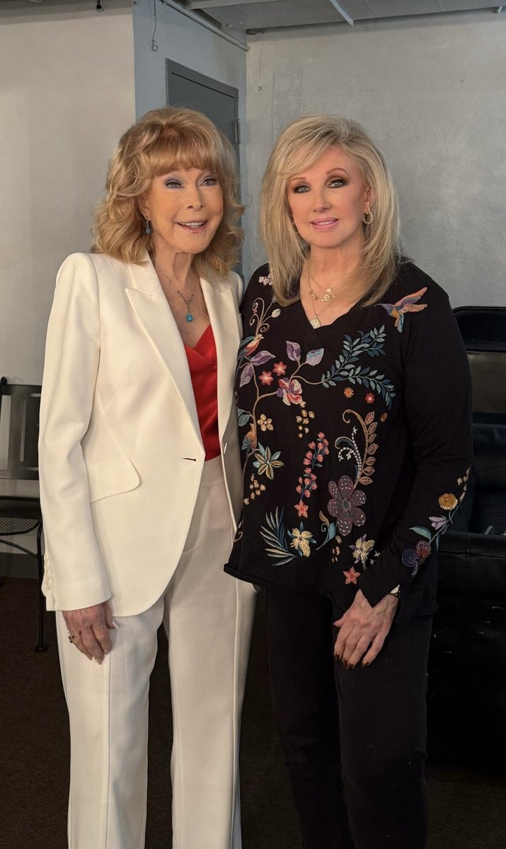 Morgan Fairchild tweet media