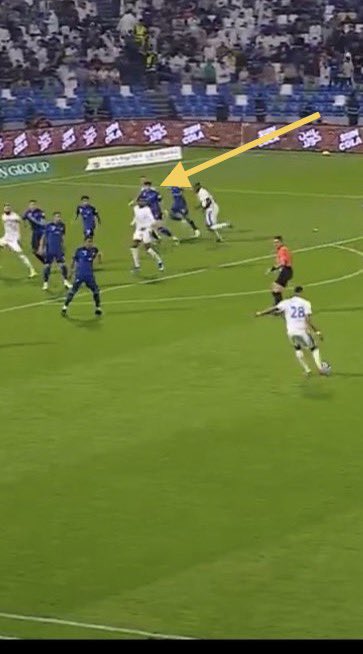 لم اشاهد مباراتهم حقيقه وشاهدت بعض المقاطع

لفت انتباهي هدف الهلال الوحيد

السؤال

هل قامت التقنيه بإيضاحها بشكل افقي ورسم الخطوط للتأكد من الهدف؟

اتمنى انها عرضت