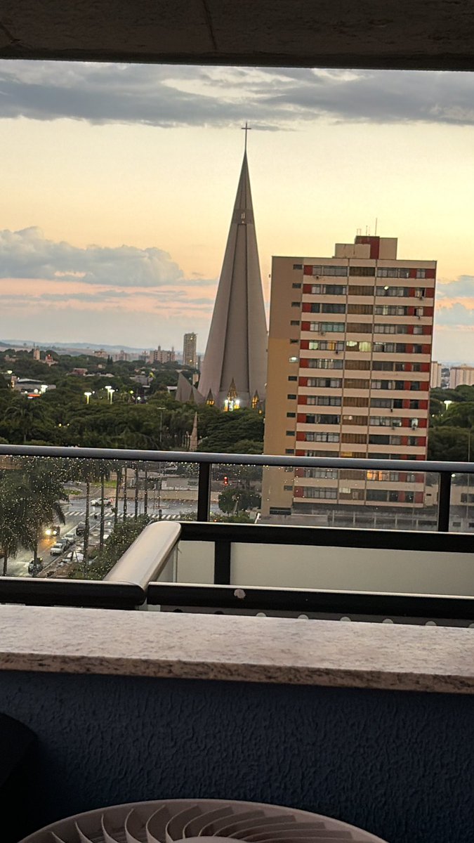 itostes's tweet photo. Maringá é uma cidade espetacular. Estou impressionado https://t.co/Fapx1h1lTM