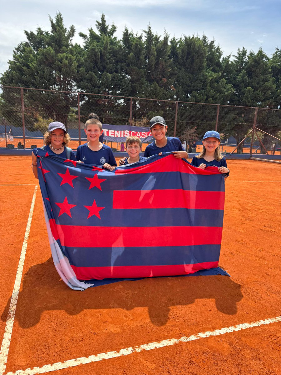 Tenis CASLA tweet media