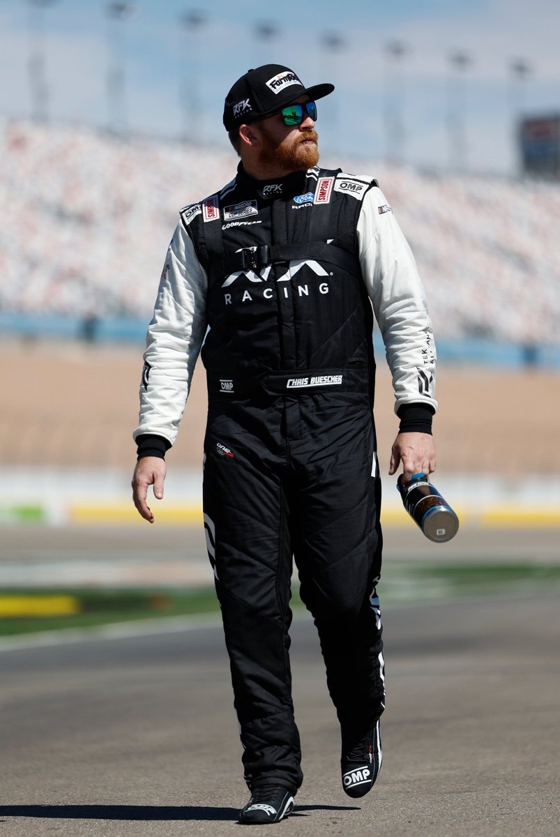 Chris_Buescher's tweet image. Top 10 starting spot tomorrow. 

And with this car I know what I’m eating for a race day breakfast 👍🏻 @FarmRichSnacks