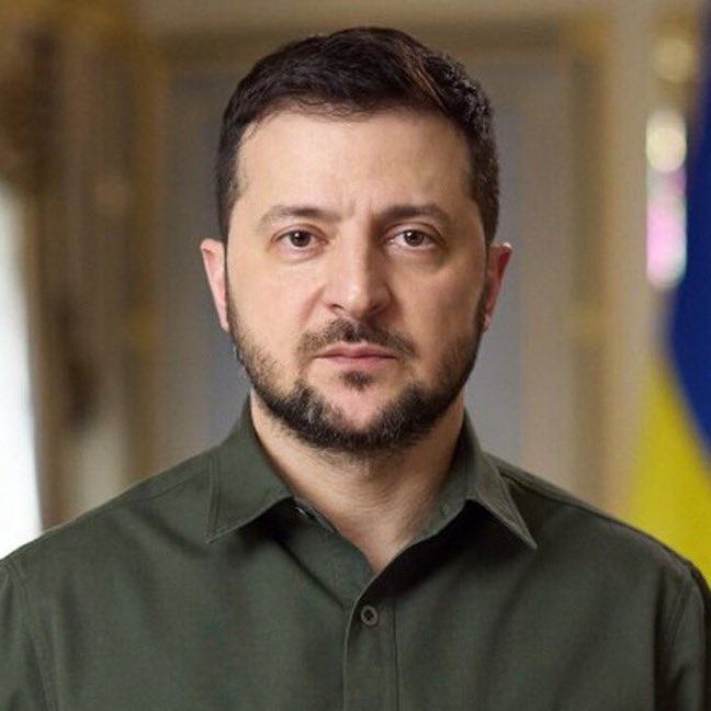 Raphael1402X's tweet photo. 💥 BREAKING:
🇺🇦🇷🇺 President Volodymyr Zelenskyy says Ukrainian intelligence suggests Vladimir Putin’s Russia may be assisting Iran in targeting U.S. assets in the Middle East. https://t.co/gncuHE1YIv