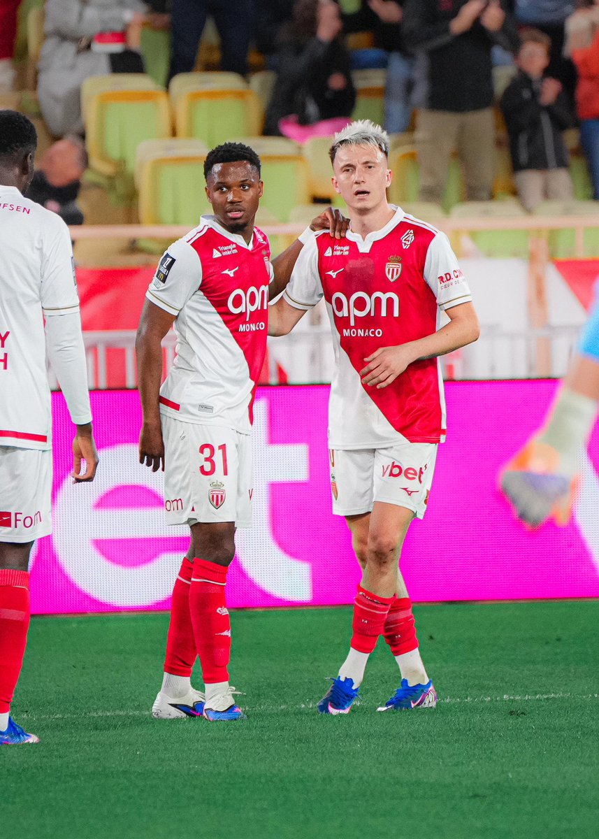 ❤️🤍

#ASMSB29