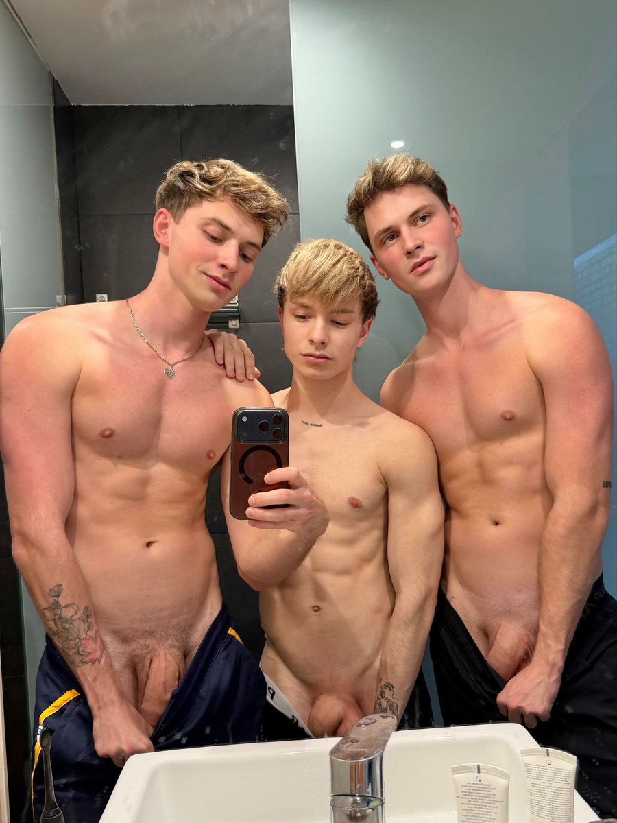 CzechGayTwins (650k)๐บ๐ฆ Mexico ๐ฒ๐ฝ tweet media