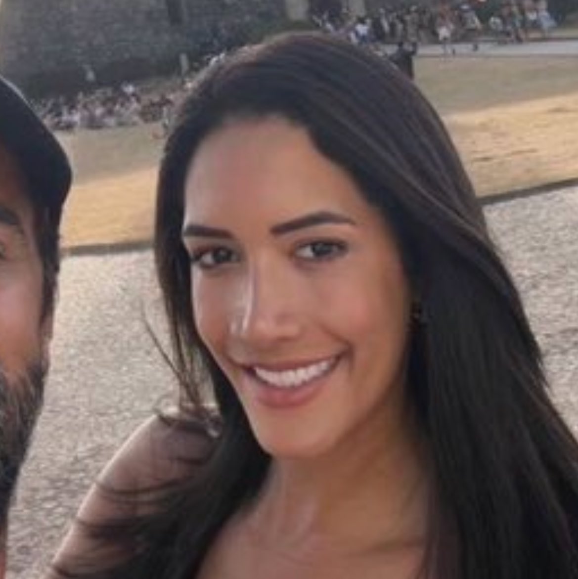 pietrajq's tweet photo. a mulher do cuboy que curte foto de menor de idade e ela fala “tá tudo bem pq ele tava solteiro”
#bbb26 #BBBB26 #cuboy 

@primmonroy https://t.co/RhbxWKAzEX