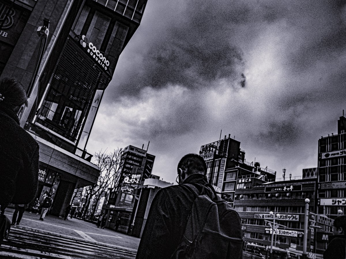 ykzero's tweet photo. 20260315 SAPPORO
#GRdigital3
#SnapShot
#monochrome https://t.co/ExXf1rmoGT