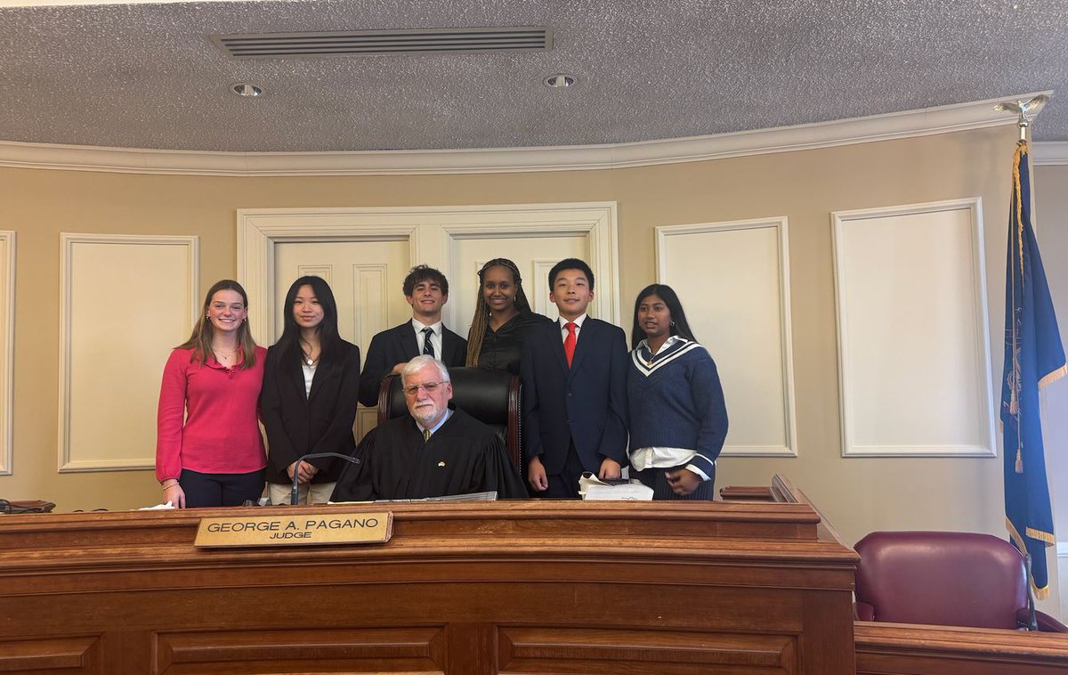 Episcopal Academy tweet media