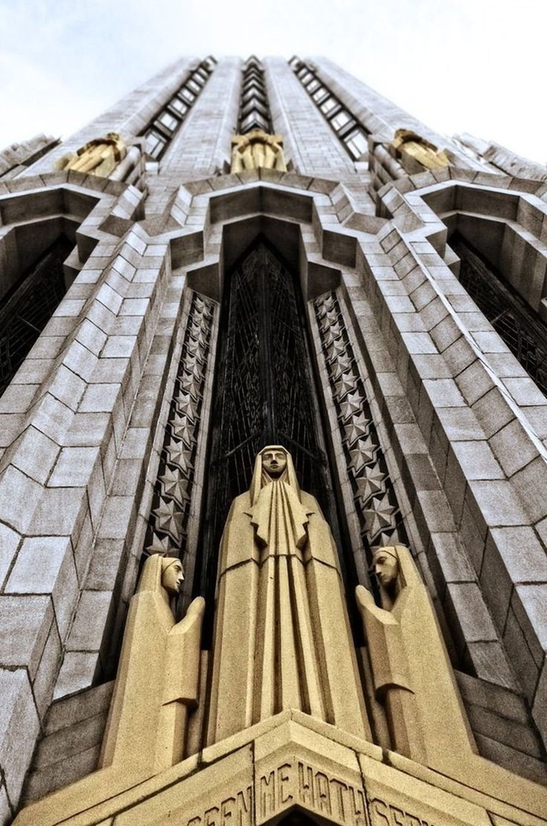 ThinkingWest tweet media