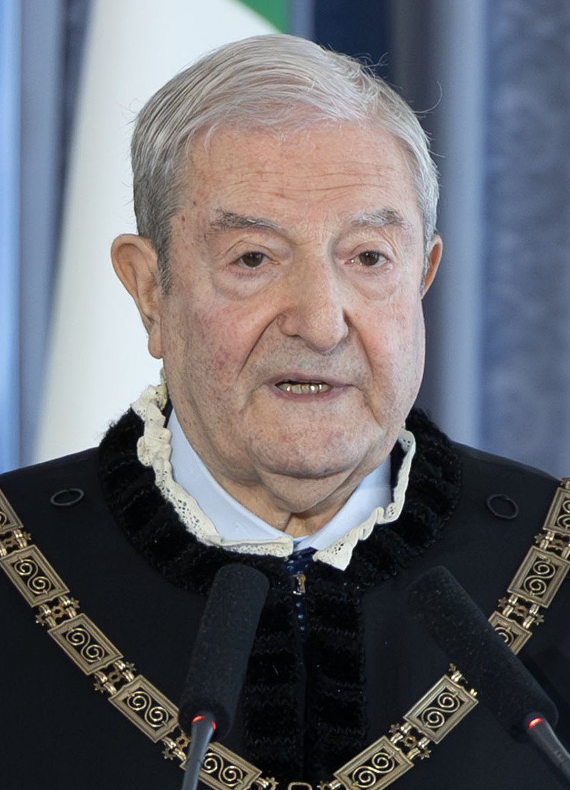 CAESO QUIINCTIUS tweet media