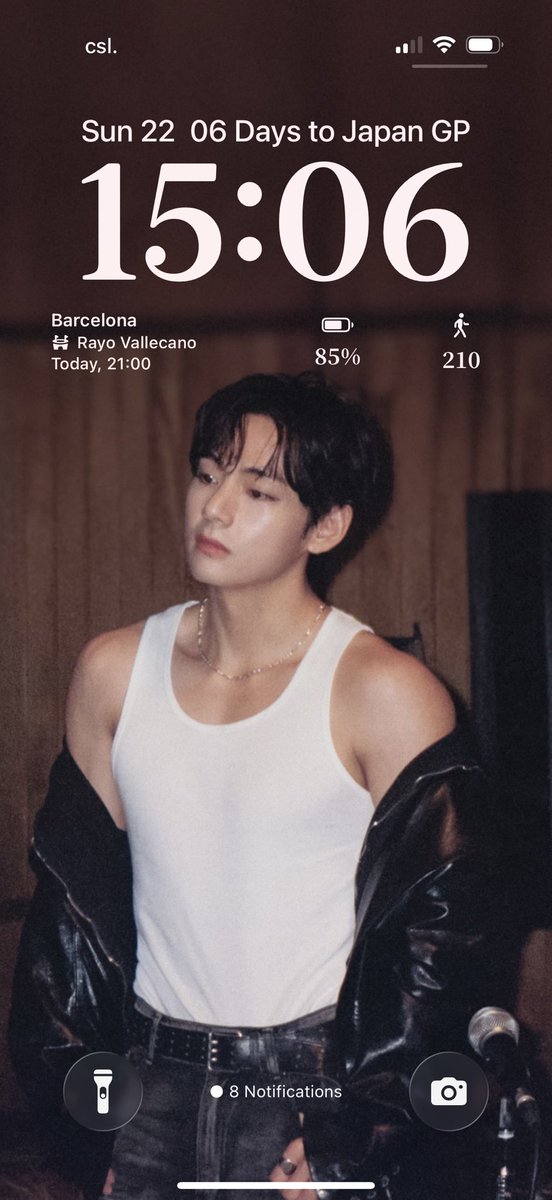taevdays's tweet photo. added to my lockscreen immediately https://t.co/q6gkqPBs7k