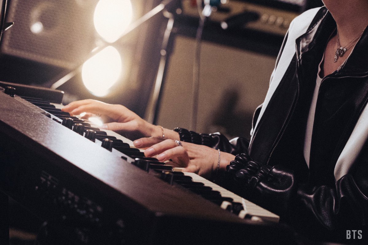 MJ ⊙⊝⊜ tweet media