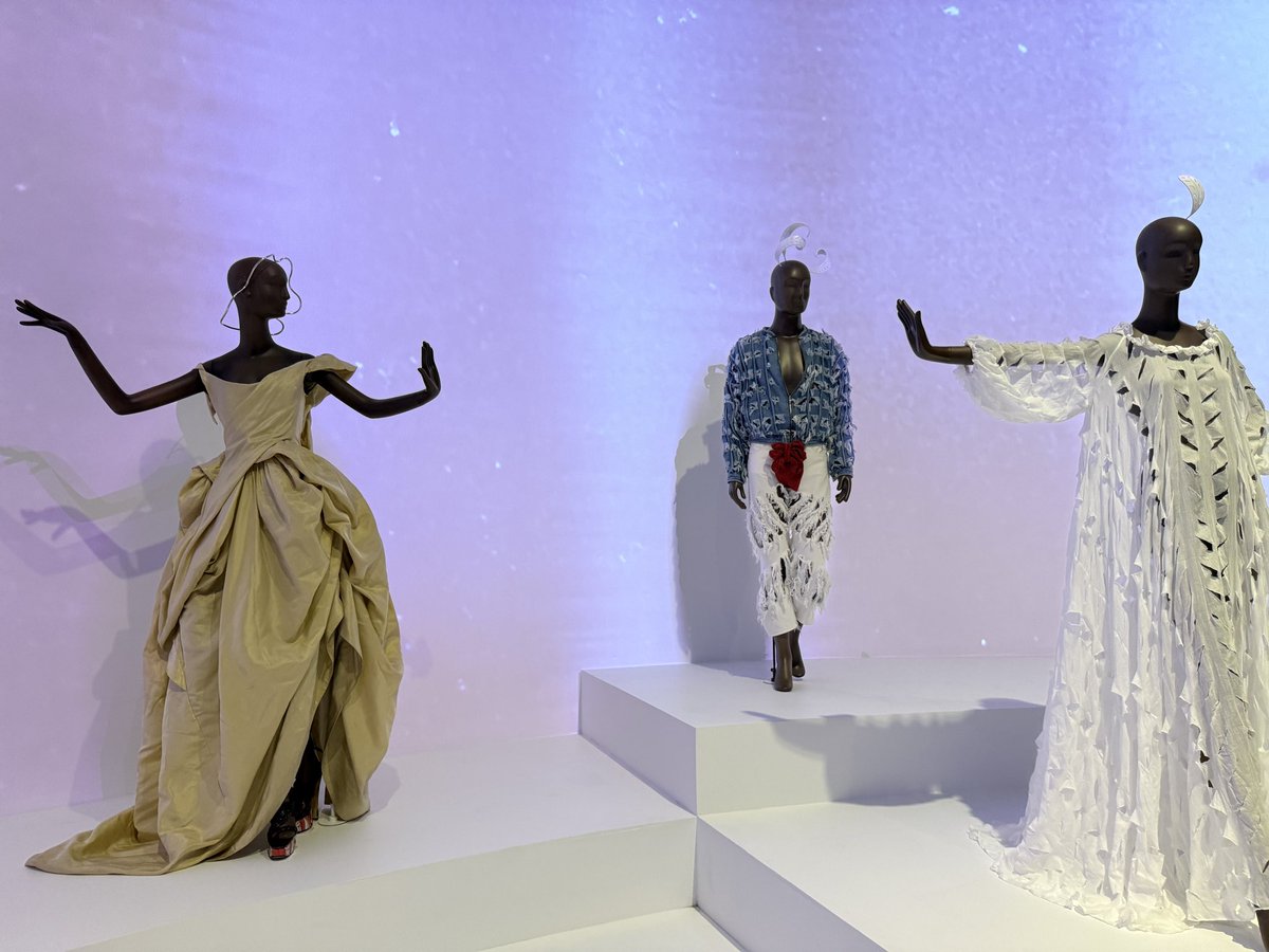 William B tweet media