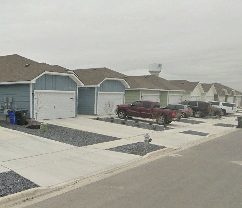 NeoTraditional Architecture Memes tweet media