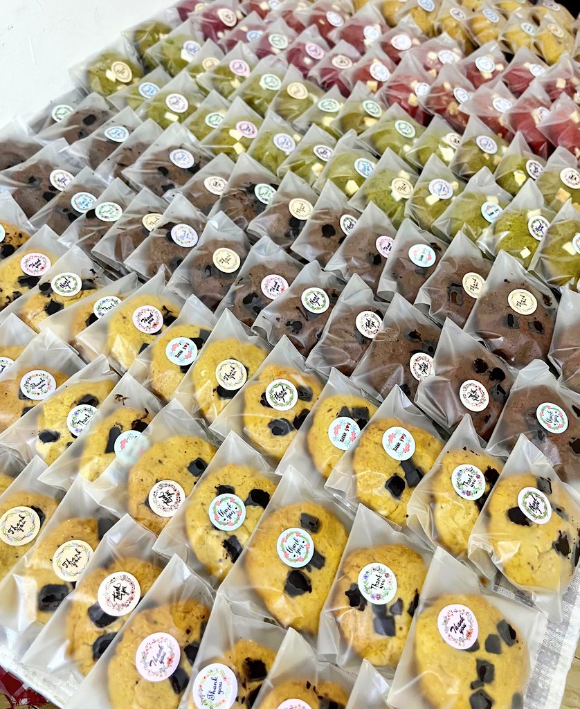 ionn🐬 tweet media