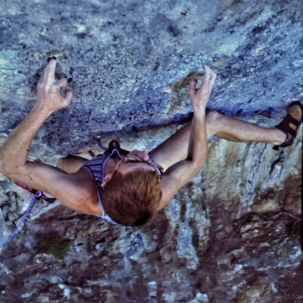 hermanospou's tweet photo. #RETROSUNDAY 1994. Escalando la ruta "Untuosa Gianduja" 8b en el convento (Santa Cruz de Campezo) Alava, con 17 años. Por aquel entonces una edad temprana para la escalada de alta dificultad 😅😁🤟
#poubros #rockclimbing #Convento
@Sportiva https://t.co/gjcRu3J7Ds