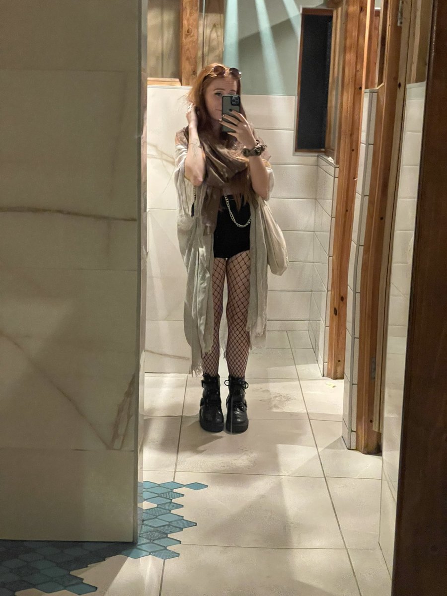 Baked Goddess Fae tweet media