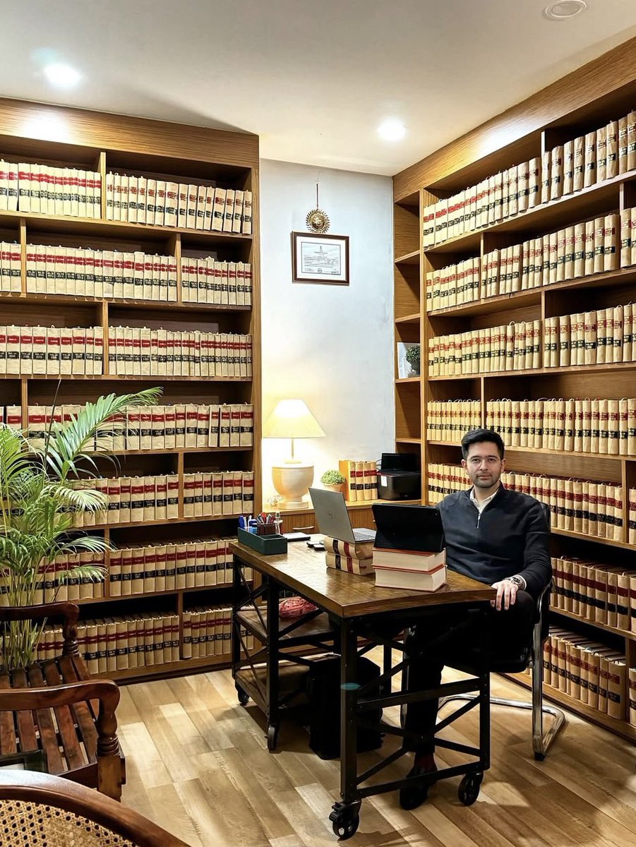 प्रणव tweet media