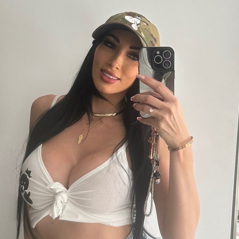 Fan de Cléa +18 tweet media