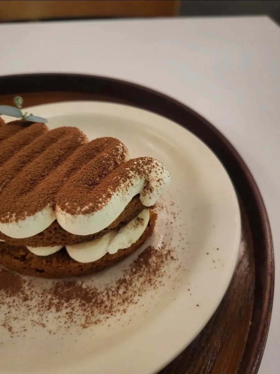 100☘️ tweet media