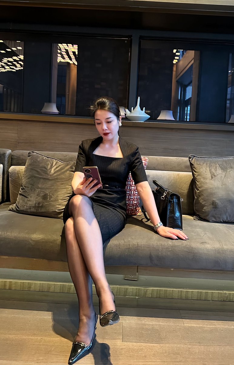 苏富婆 tweet media