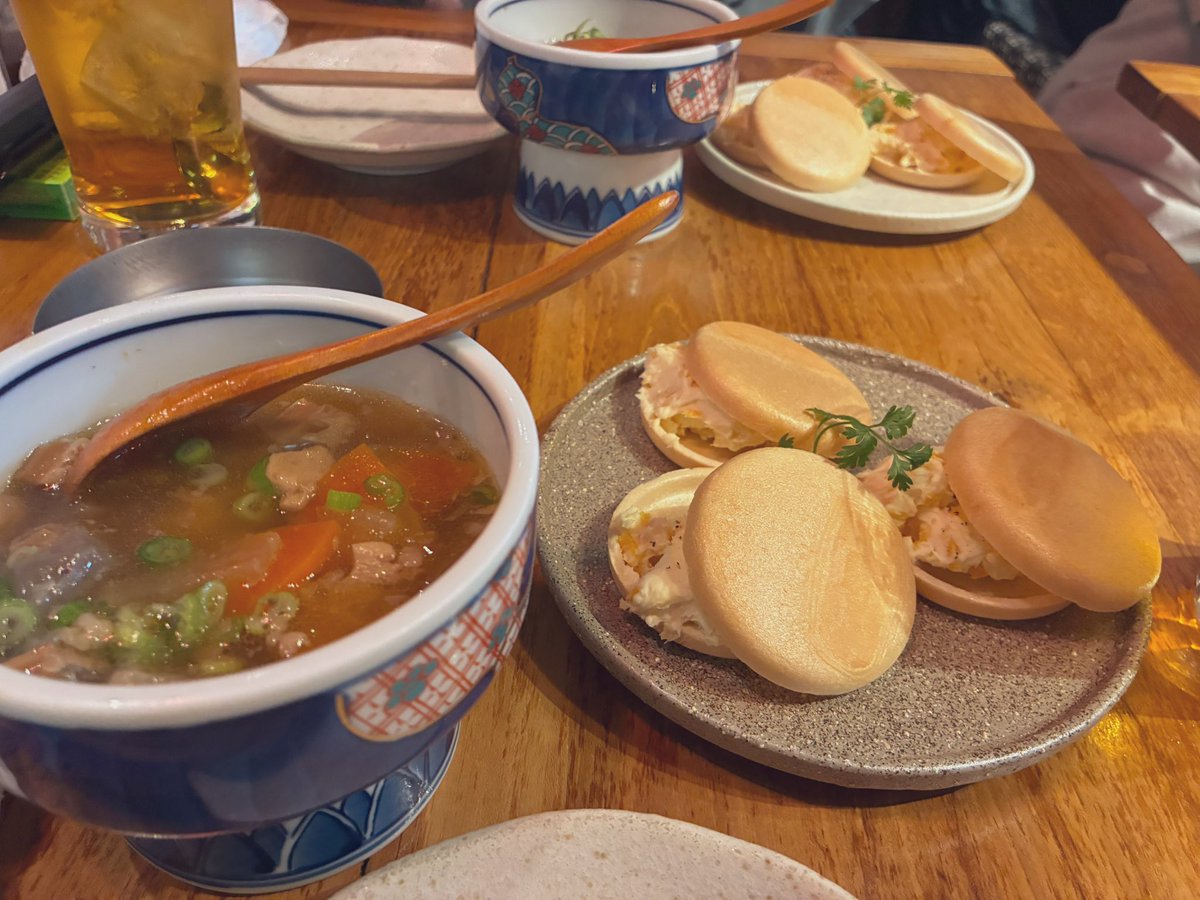 chiiioo25's tweet photo. 昨日の今日でお酒がうますぎるわね〜〜〜〜 https://t.co/0YFLpj85Ao