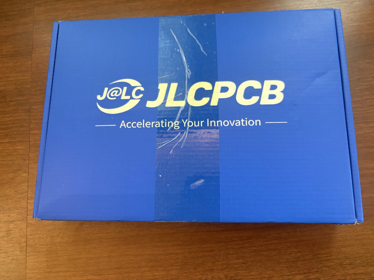 KB_Robot_'s tweet photo. 届いたァアアアア！！！！ https://t.co/9Auwv3GE8u