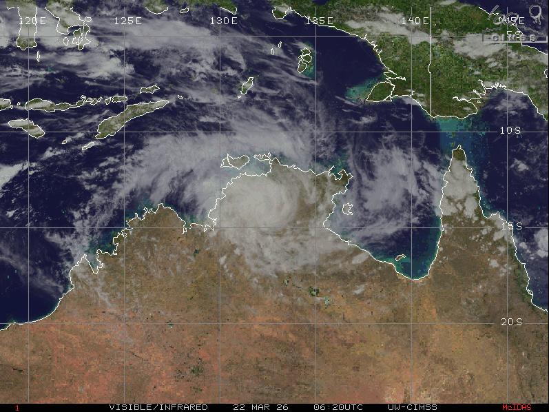 jnmet's tweet image. TC #Narelle is over the Top End and will reach the Joseph Bonaparte Gulf early Monday, local time, then crosses the Kimberley region of #WesternAustralia later Monday &amp;amp; Tuesday. Once off NW Australia the storm should hook S &amp;amp; can impact SW #WA, including Perth, next weekend.