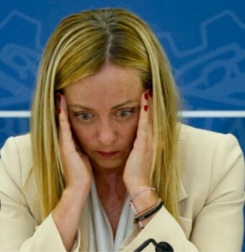 Voto NO solo per vedere domani la sua faccia se va come dico io.