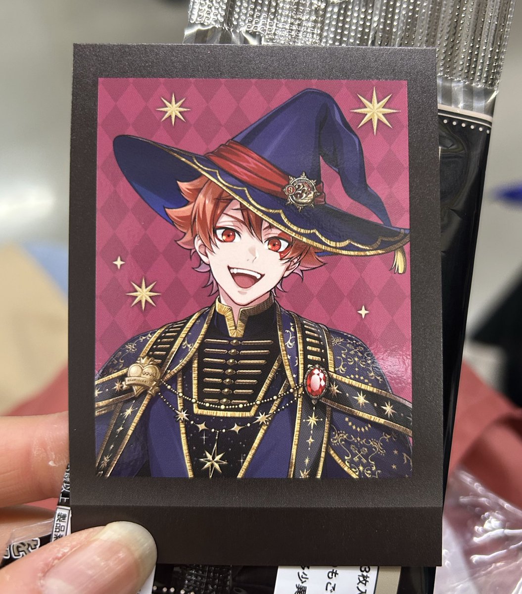 たろいも tweet media