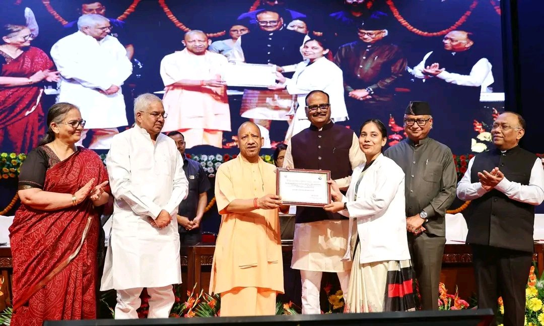 समर्थक मा० ब्रजेश पाठक जी tweet media