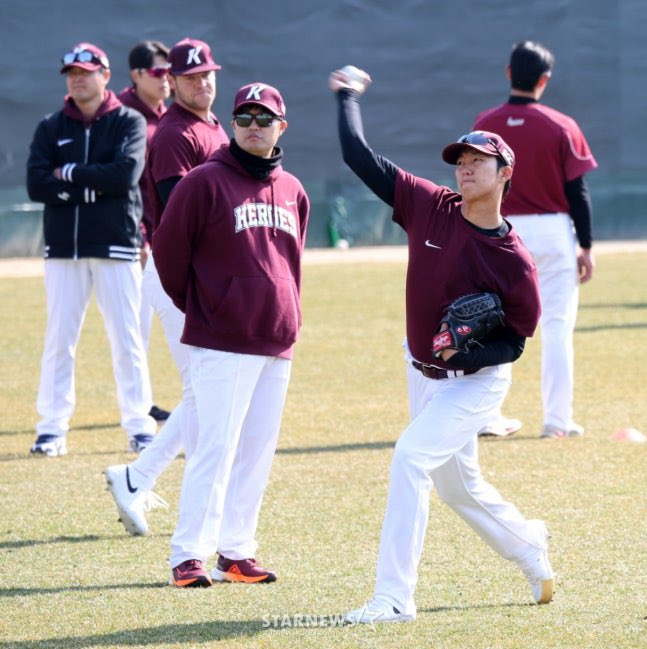 김무난⚡️ tweet media