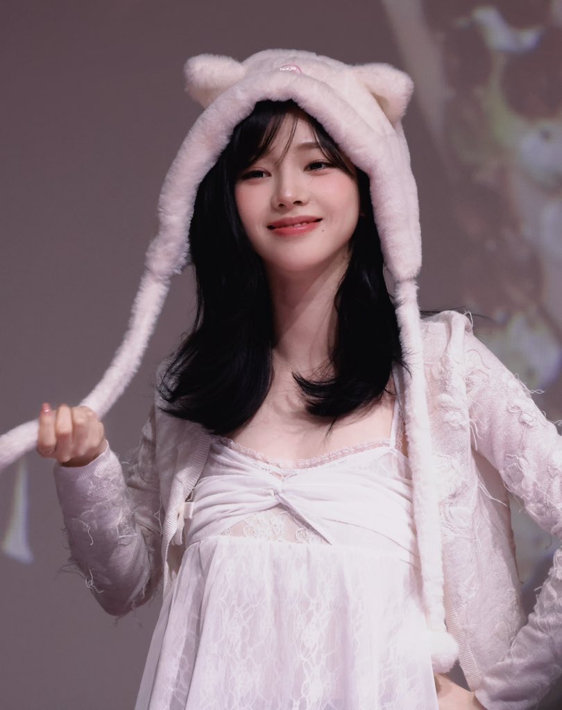 FaCaiing tweet media