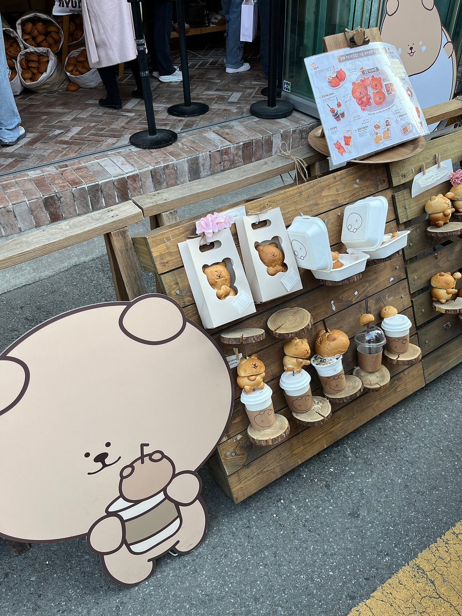 메추리 tweet media