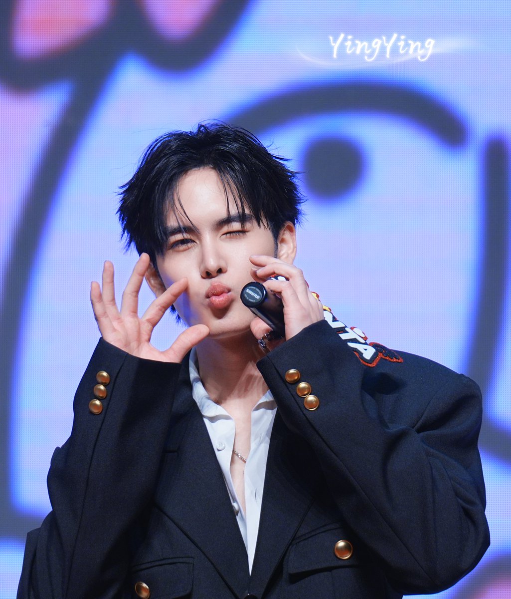 Yi•᷄•᷅ing tweet media