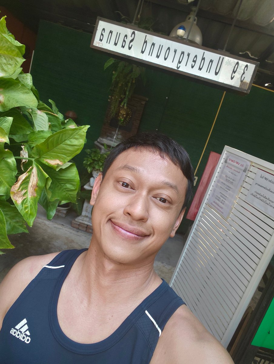 มานะ คึกคัก tweet media