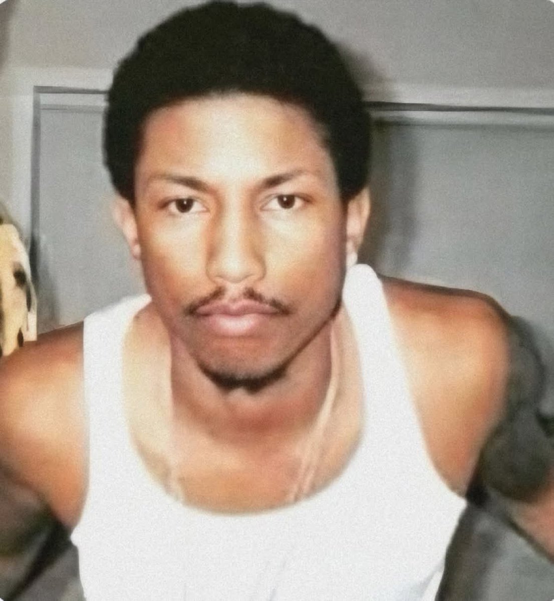 This pic is confusing… is this Nick Cannon, Pharrell, or Michael B. Jordan? 🤔