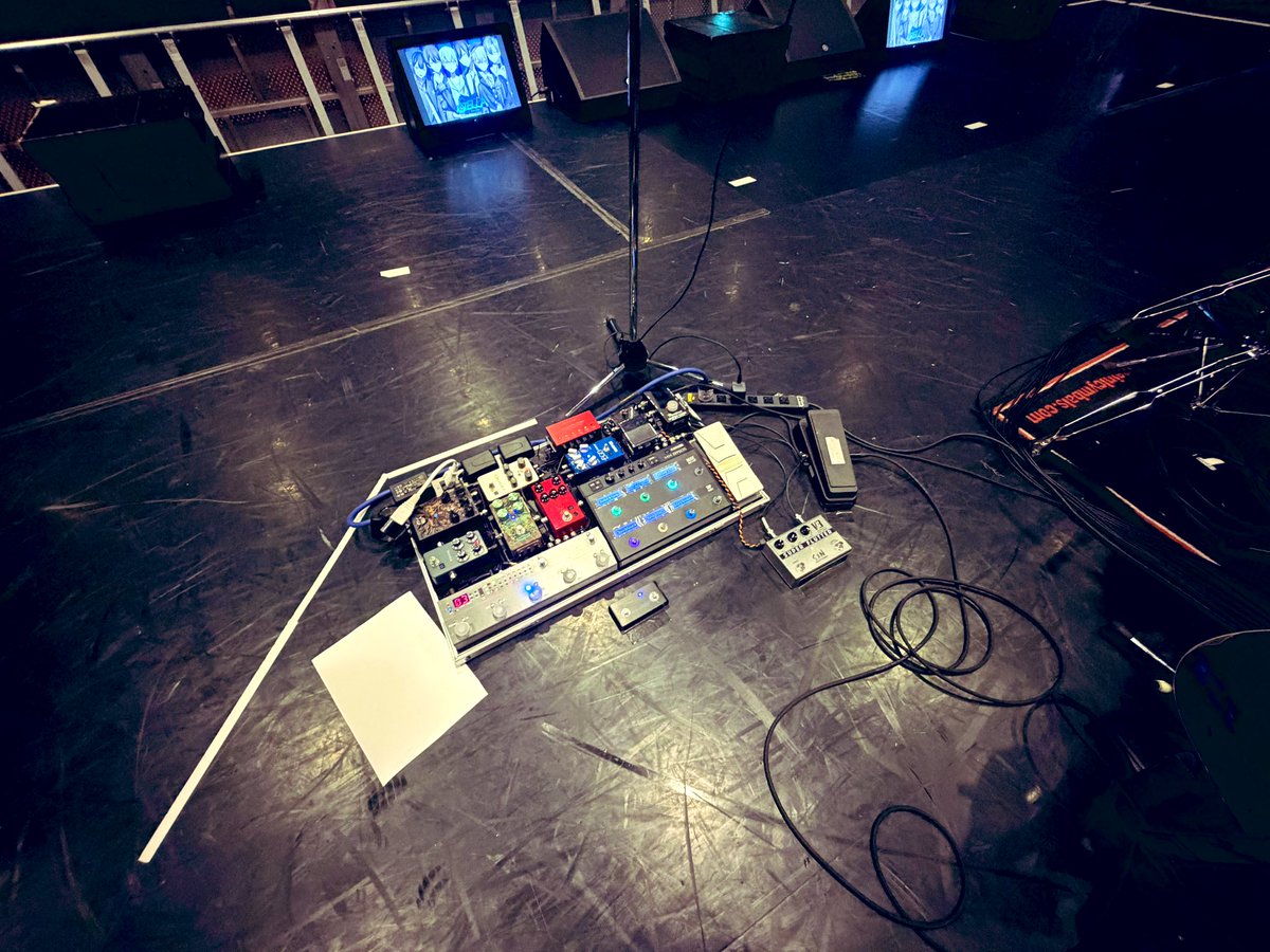 リプTONE tweet media