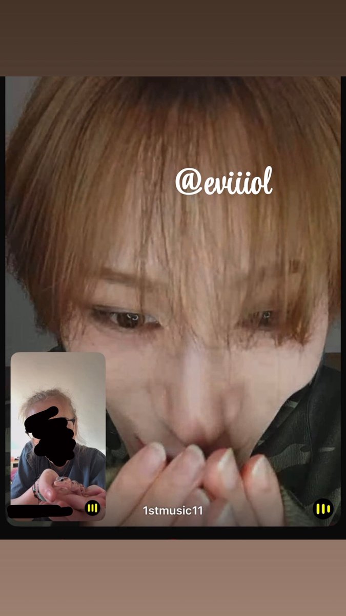 ⋆｡𖦹°⭒˚｡⋆ eviiii:-p!! ⋆｡⋆⋆˚࿔ saw xlov!! tweet media