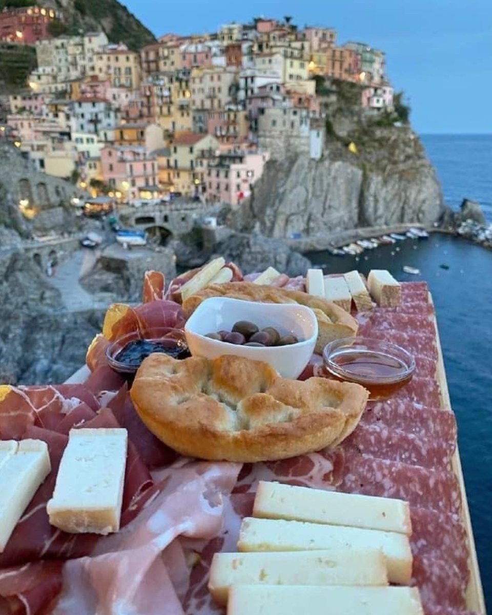 Vibes 🖤 tweet media