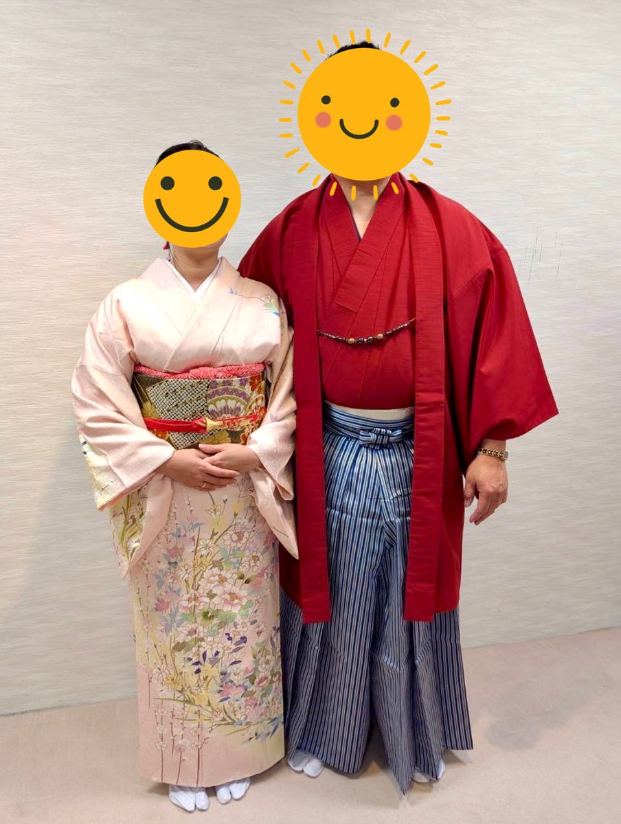 5291ban's tweet photo. 本日台湾🇹🇼より訪日されたお客様が当店みやもとにて、ご夫婦の着物をお買い上げ頂きました🙏当店で着付けをさせて頂き京都へ観光へ✨着物が大好きだそうでお二人共たいへん良くお似合いでした👘京都が良い思い出となりますよう..行ってらっしゃいませ😊
#みやもと呉服店
#黒門市場
#着物
#台湾
#taiwan https://t.co/JUkOPSkScZ