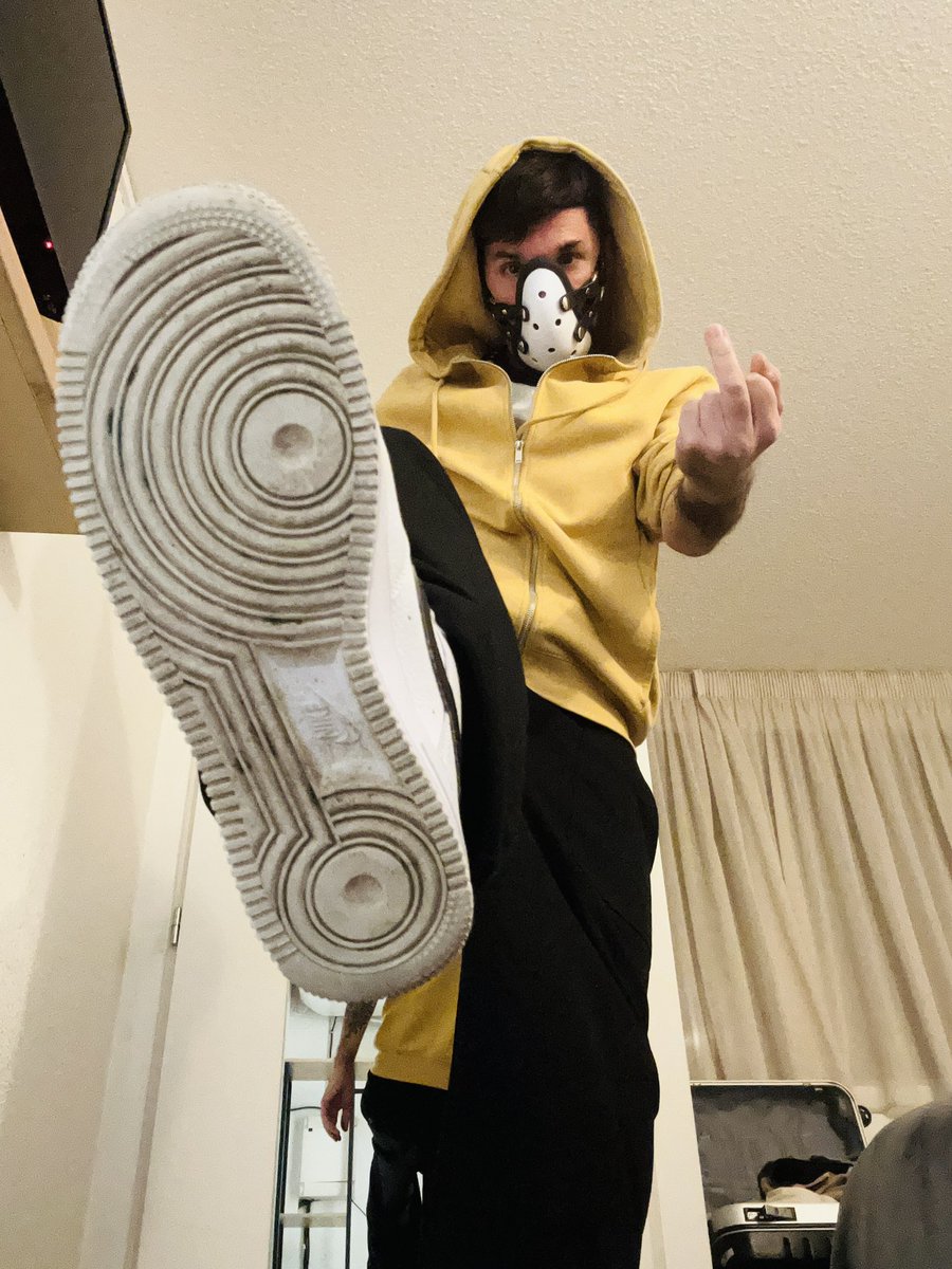 Maitre Louis tweet media