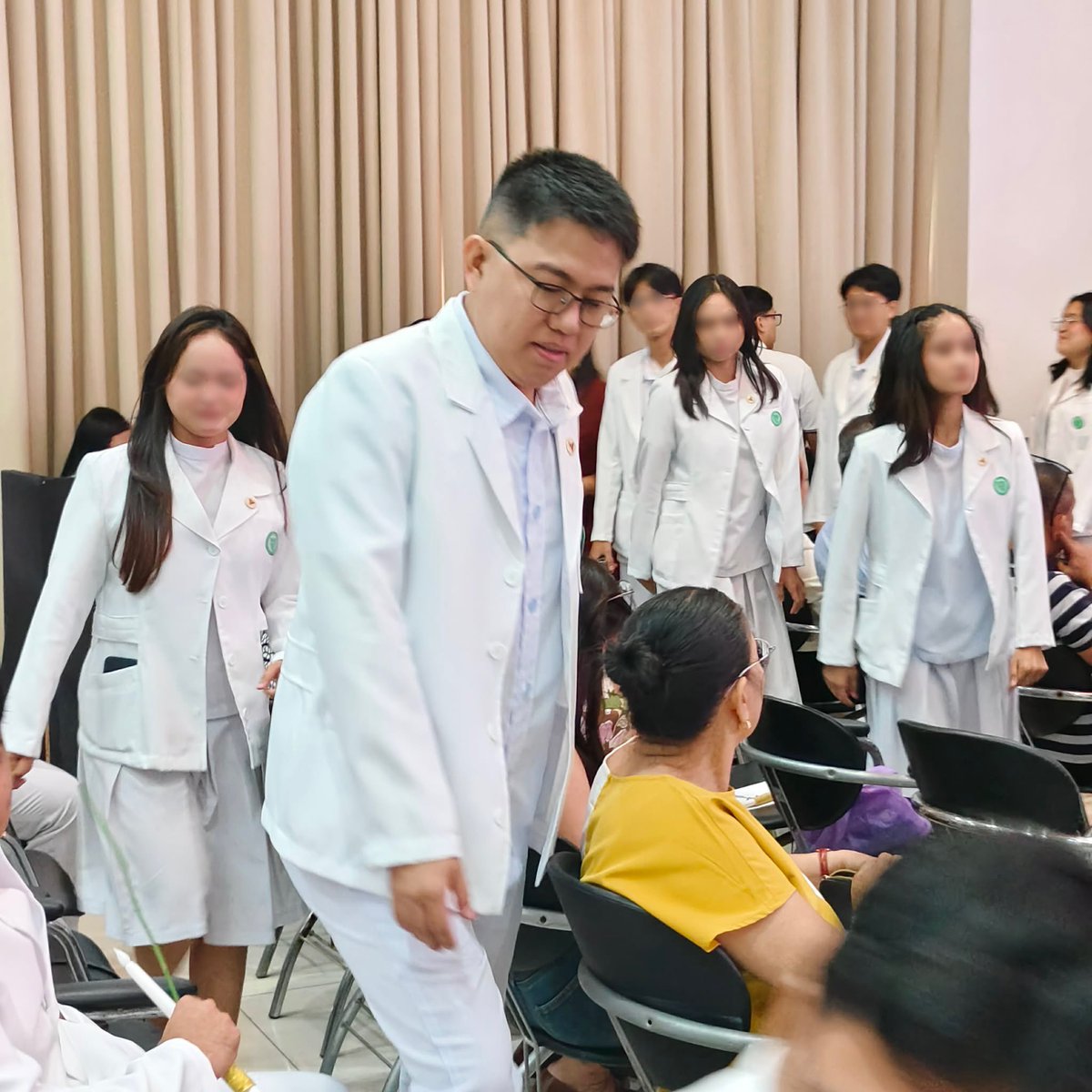 Nonshowbiz Masahista tweet media