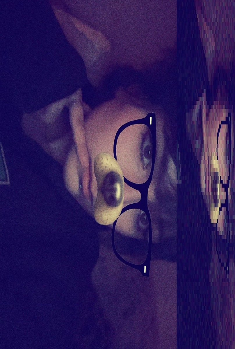 𝐕𝐚𝐥 📞 got another modelling gig ! tweet media