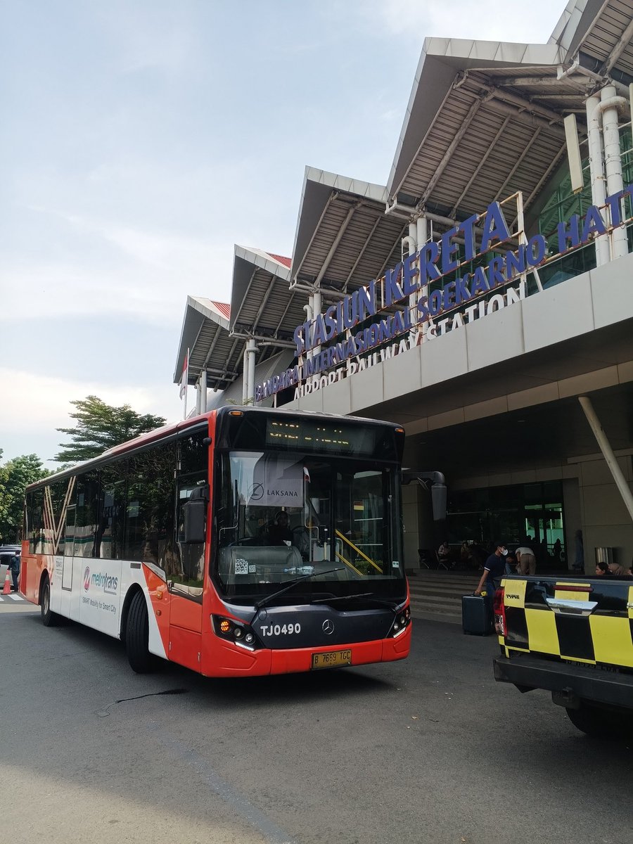 Busway Fans Club tweet media