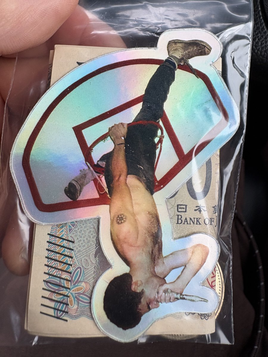 どぼん tweet media