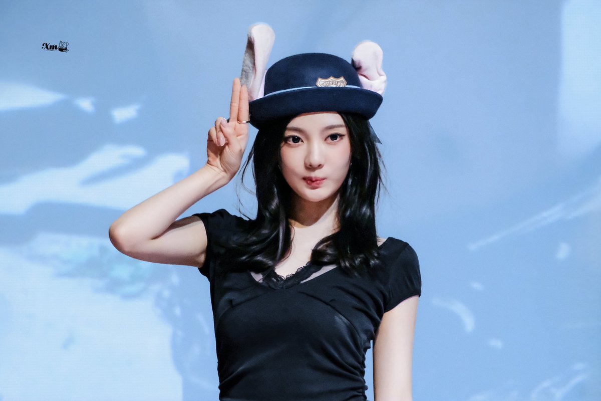 -joyycee tweet media