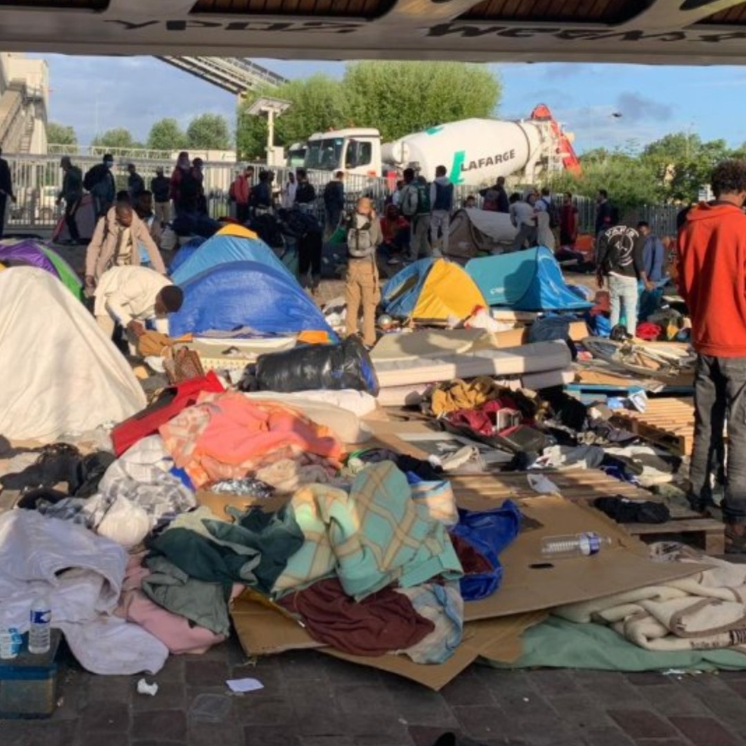 gauchecaca tweet media