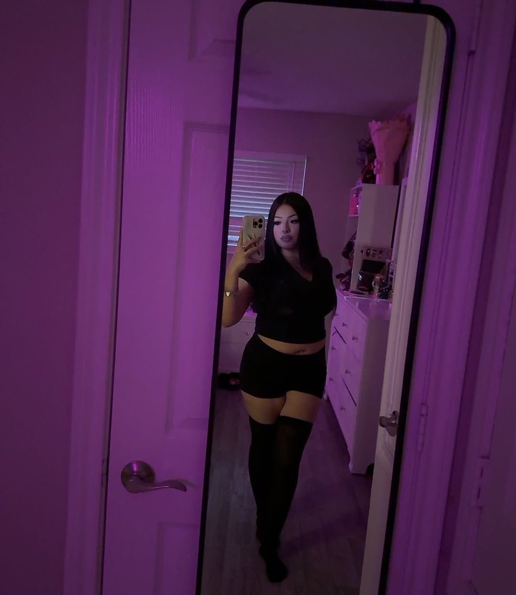 𝑽𝒂𝒍ꨄ︎ tweet media